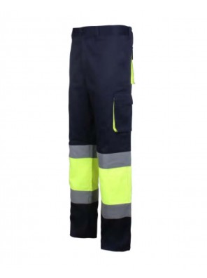04. Safety Pants with cargo pockets and reflective strips